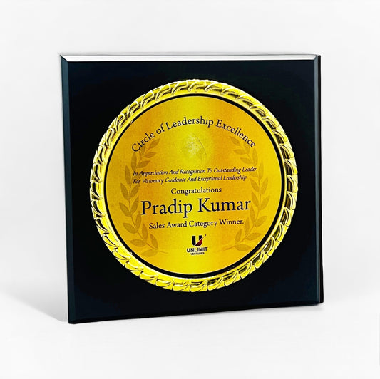 Personalized Golden Square Memento for Leadership Excellence with Engraved Award Details