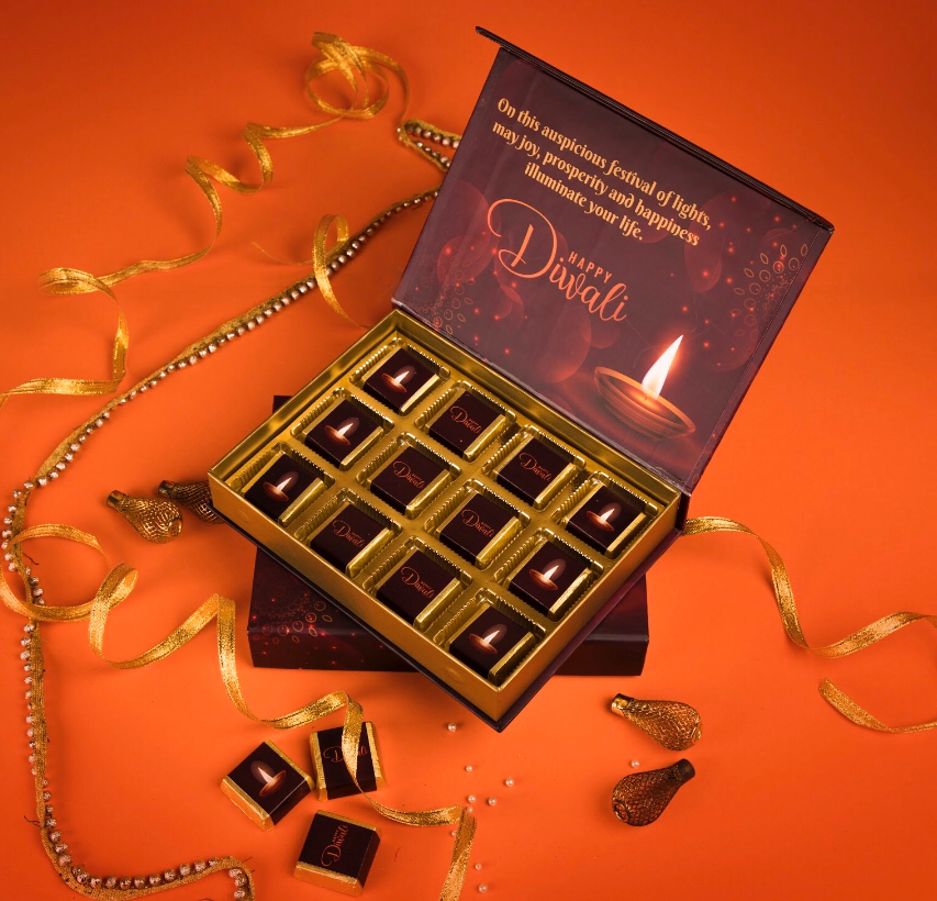 Send Personalised Chocolate Diwali Combo Gift Online, Rs.595 | FlowerAura